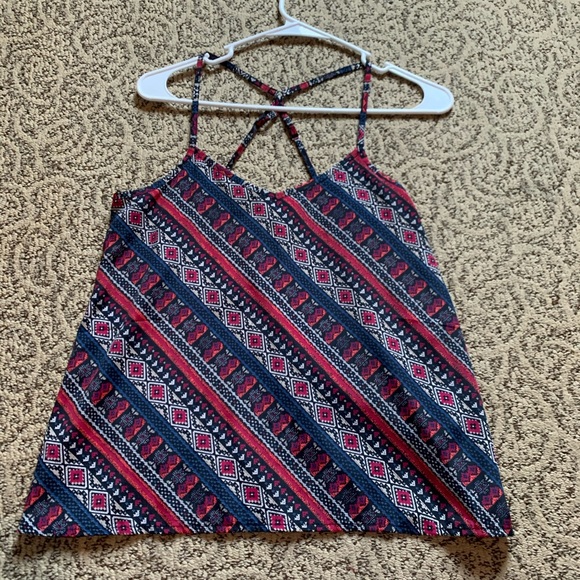 Super cute hollister tank - Picture 1 of 3